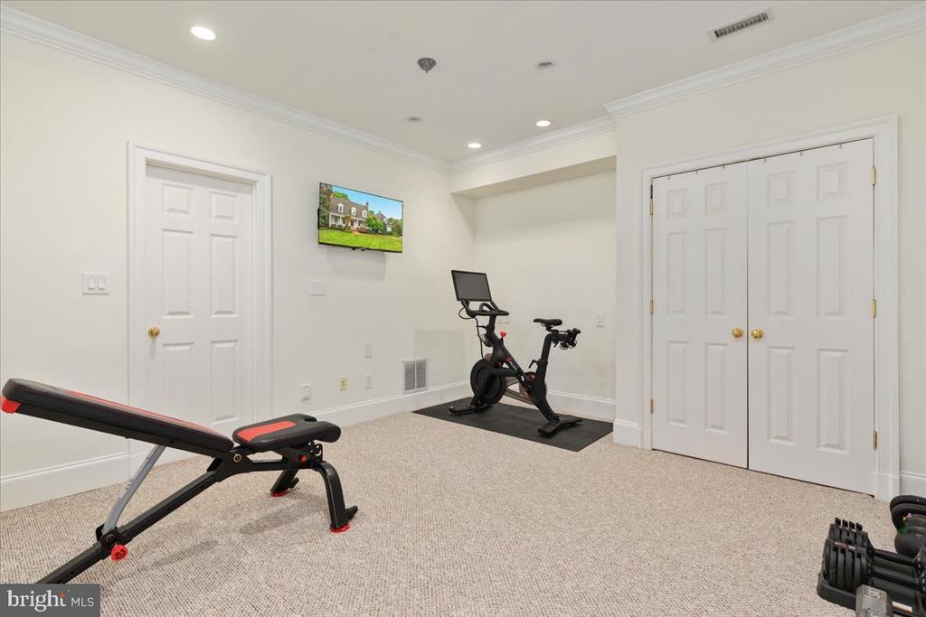14915 ALPINE BAY LOOP