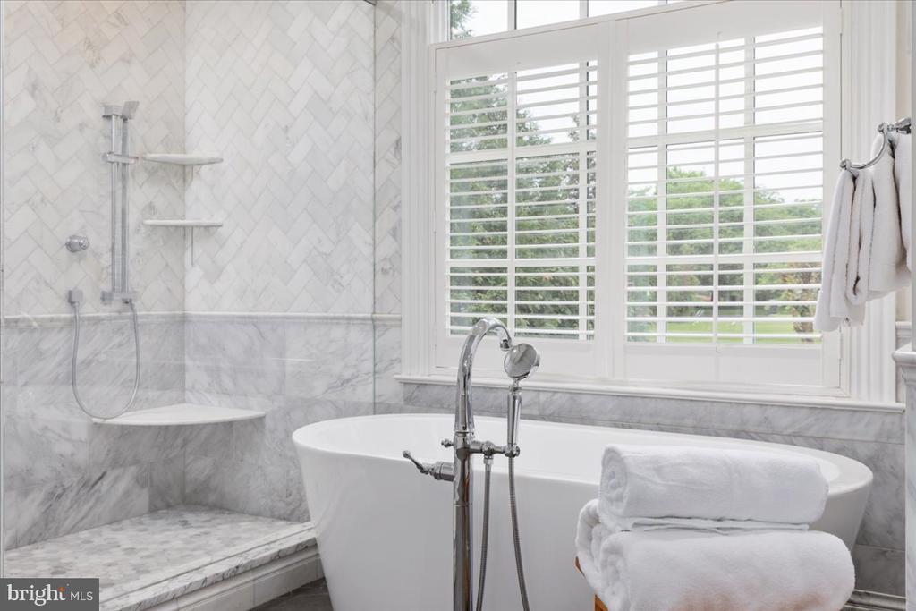 14915 ALPINE BAY LOOP