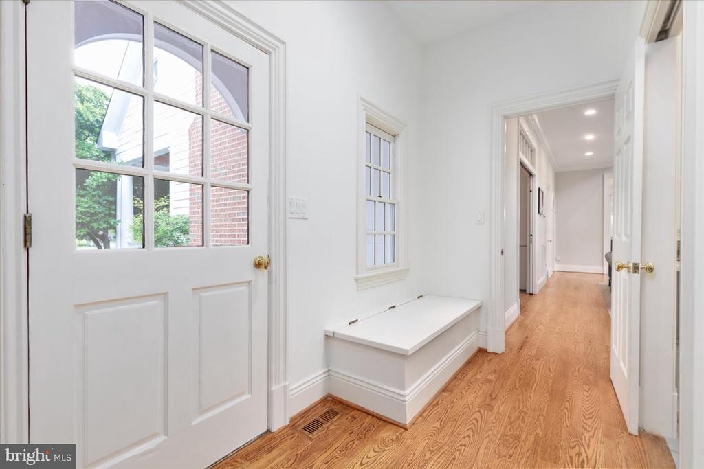 14915 ALPINE BAY LOOP