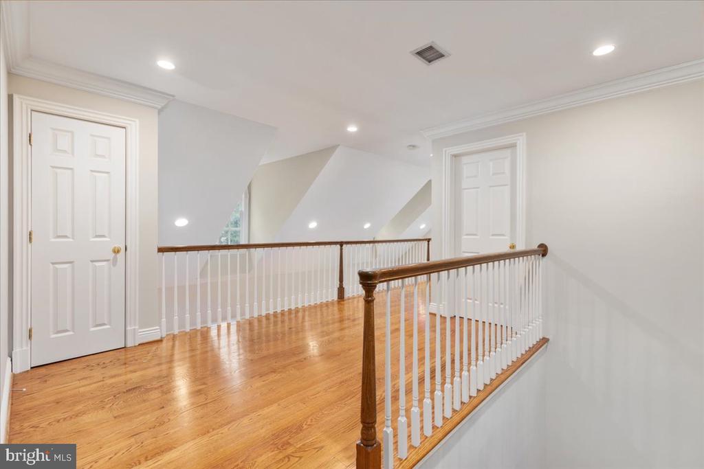 14915 ALPINE BAY LOOP