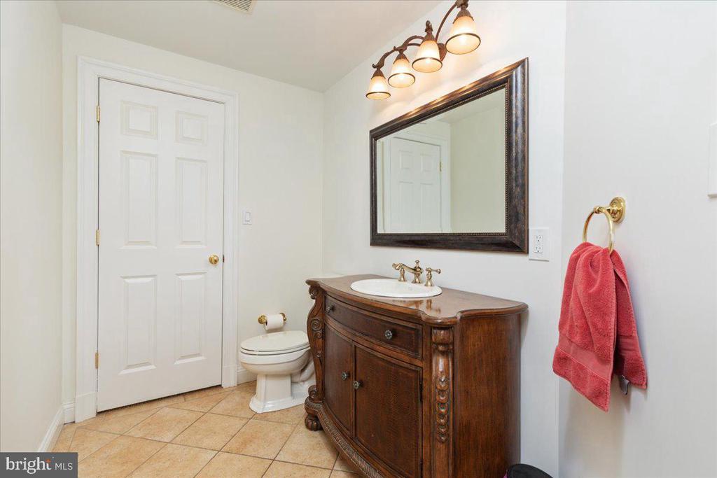 14915 ALPINE BAY LOOP