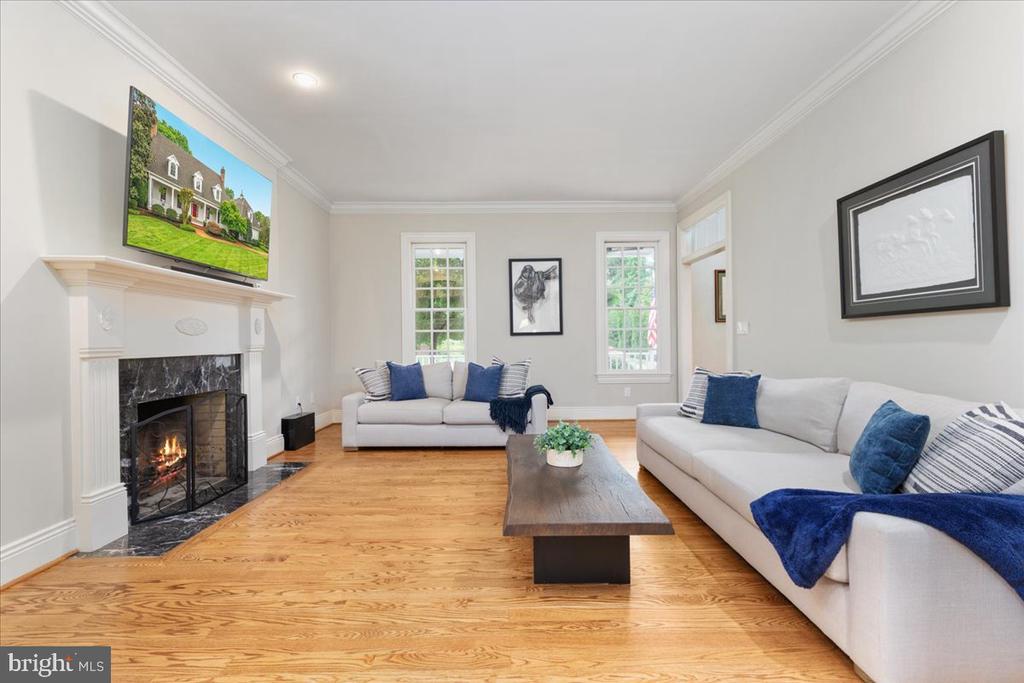14915 ALPINE BAY LOOP