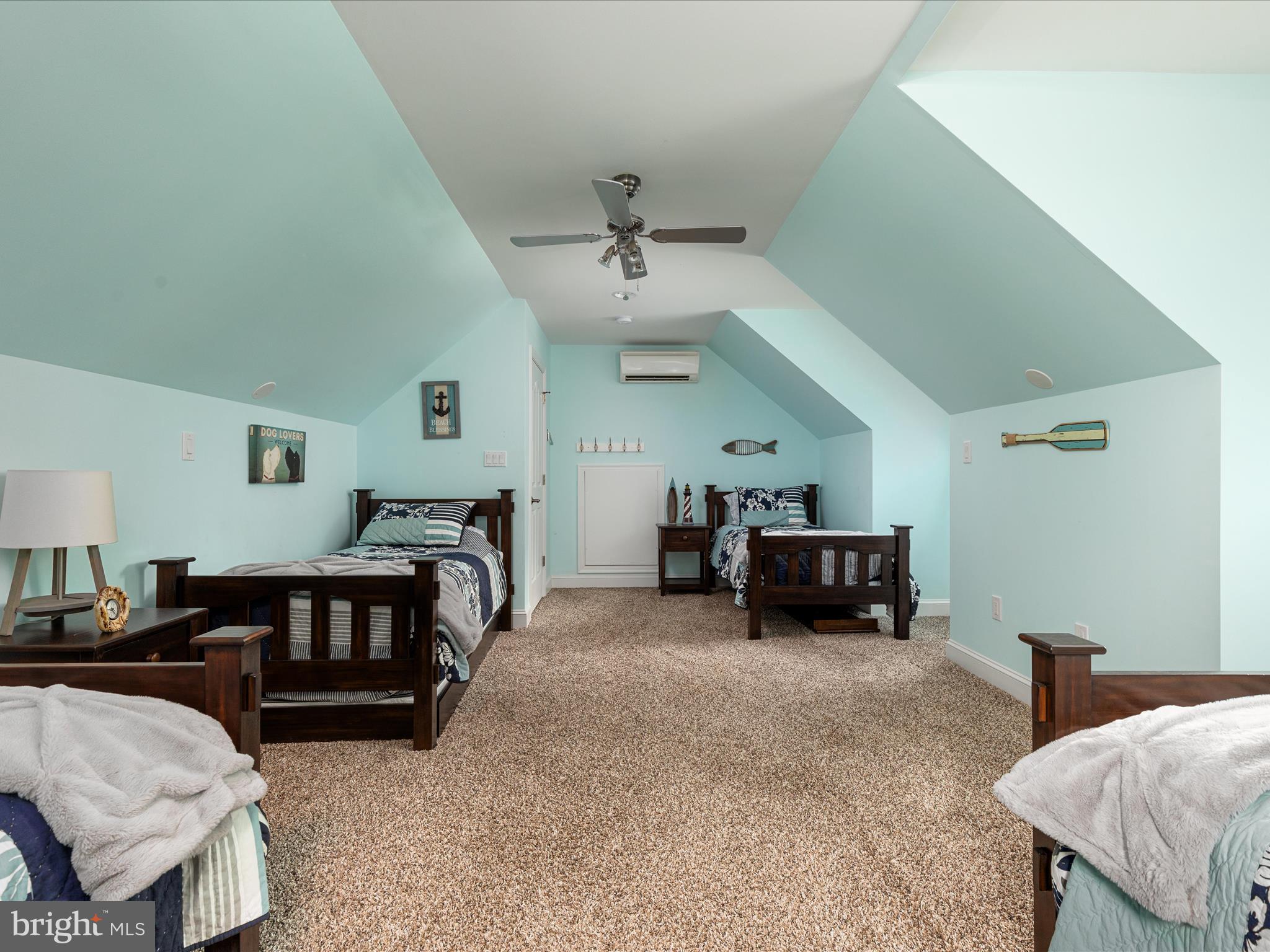 6723 Water View Ln