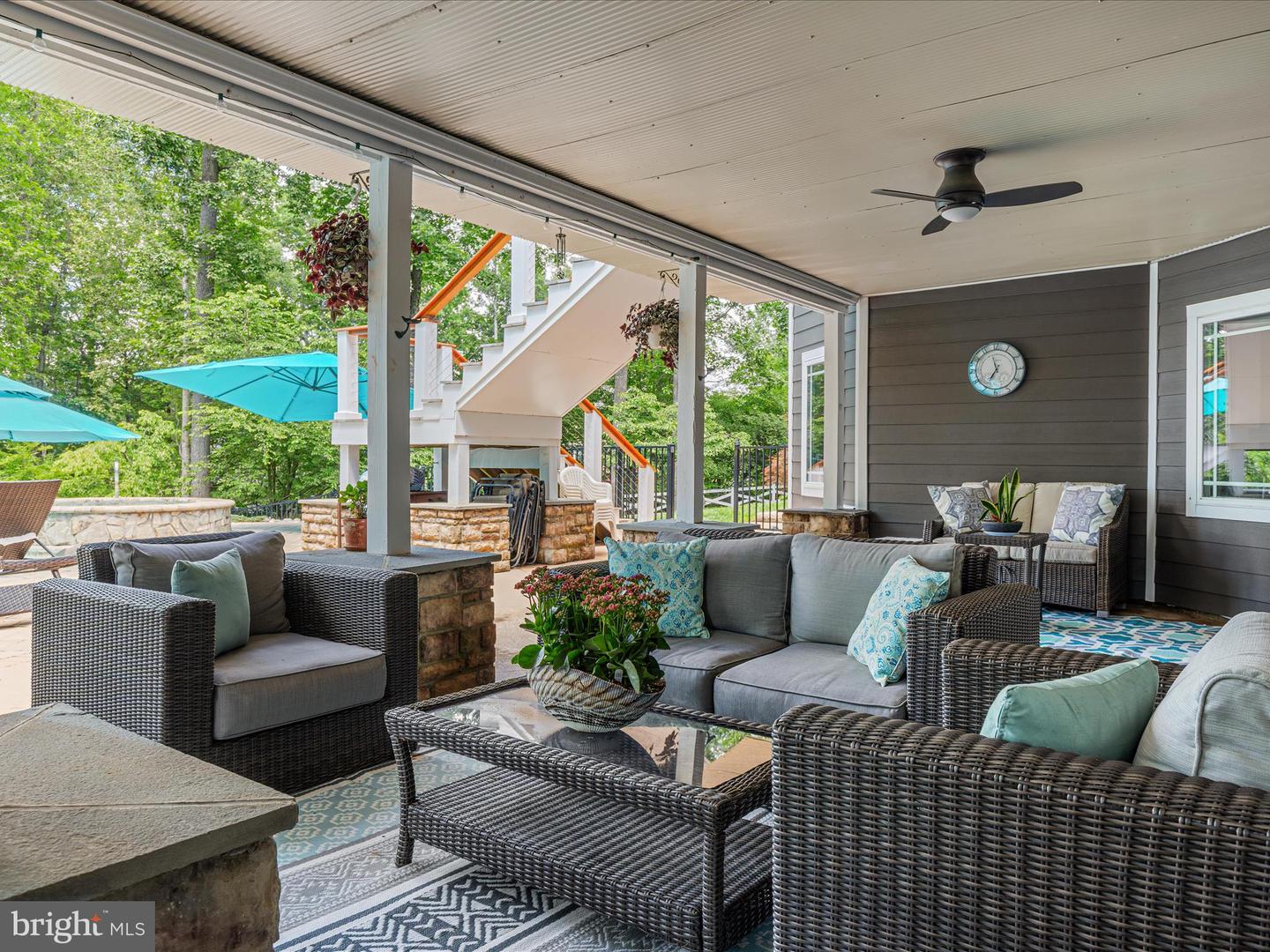 6723 Water View Ln