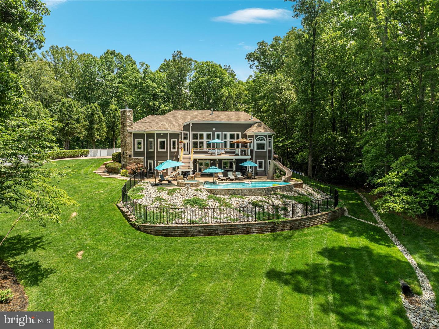 6723 Water View Ln