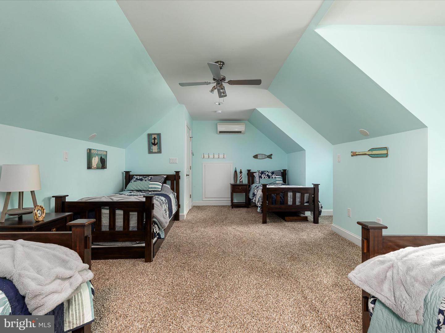 6723 Water View Ln