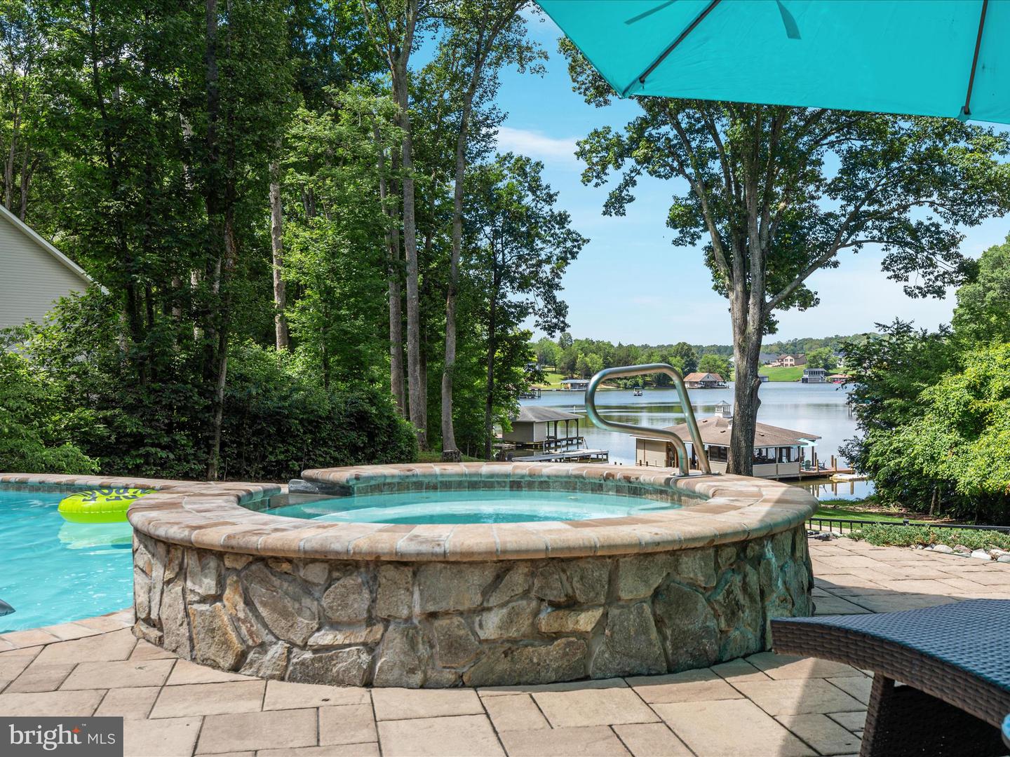 6723 Water View Ln