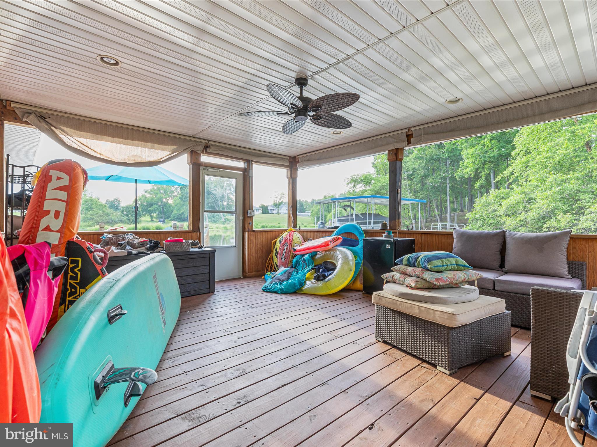 6723 Water View Ln