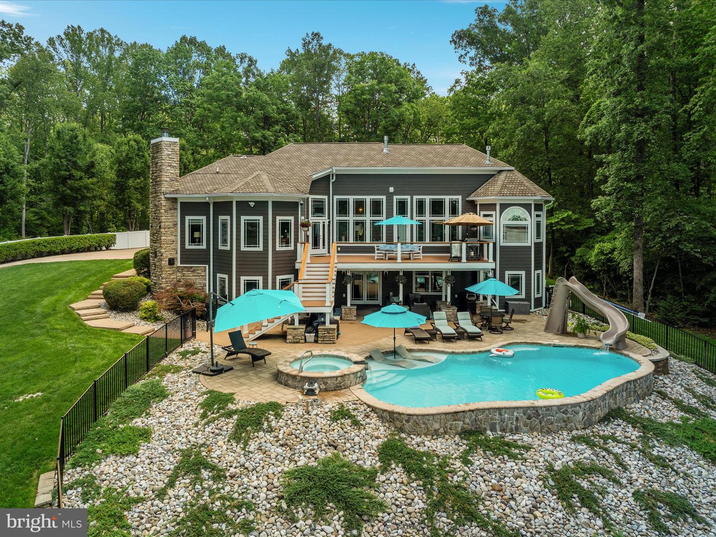 6723 Water View Ln