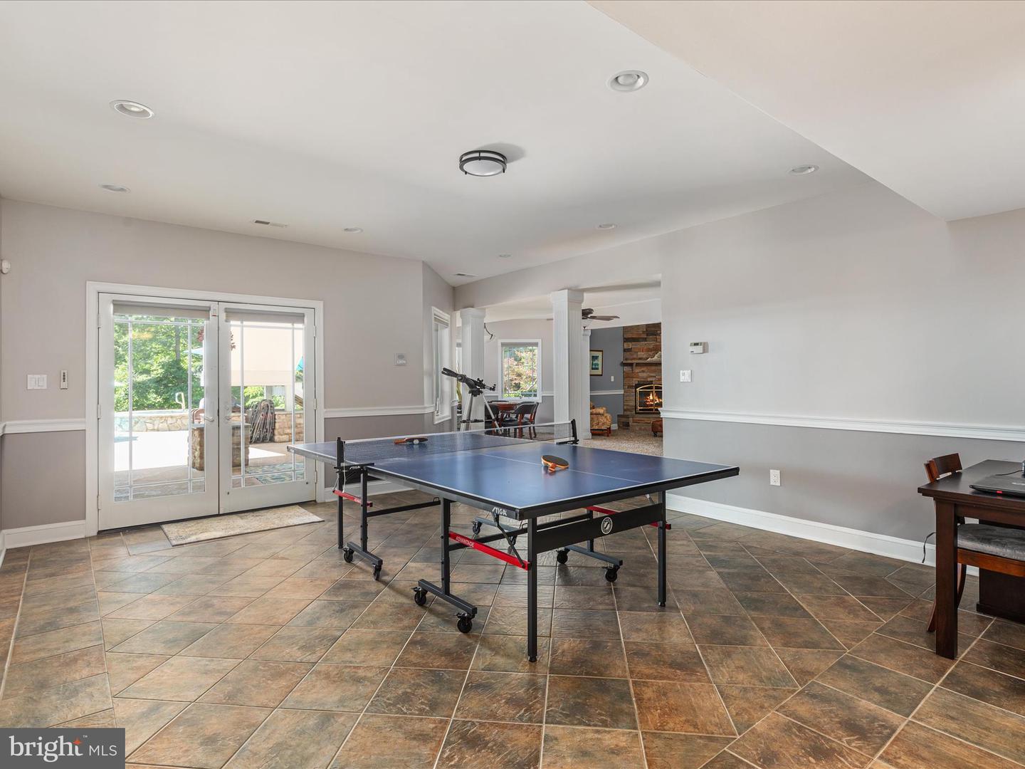 6723 Water View Ln