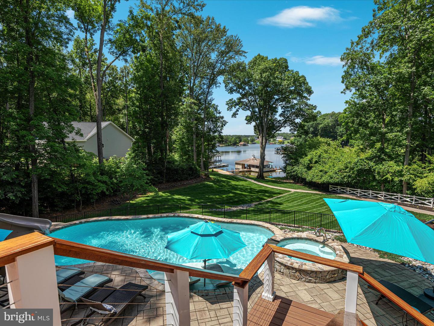 6723 Water View Ln