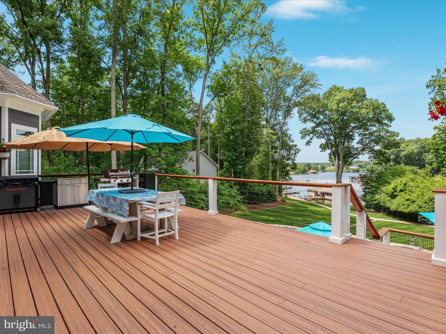 6723 Water View Ln