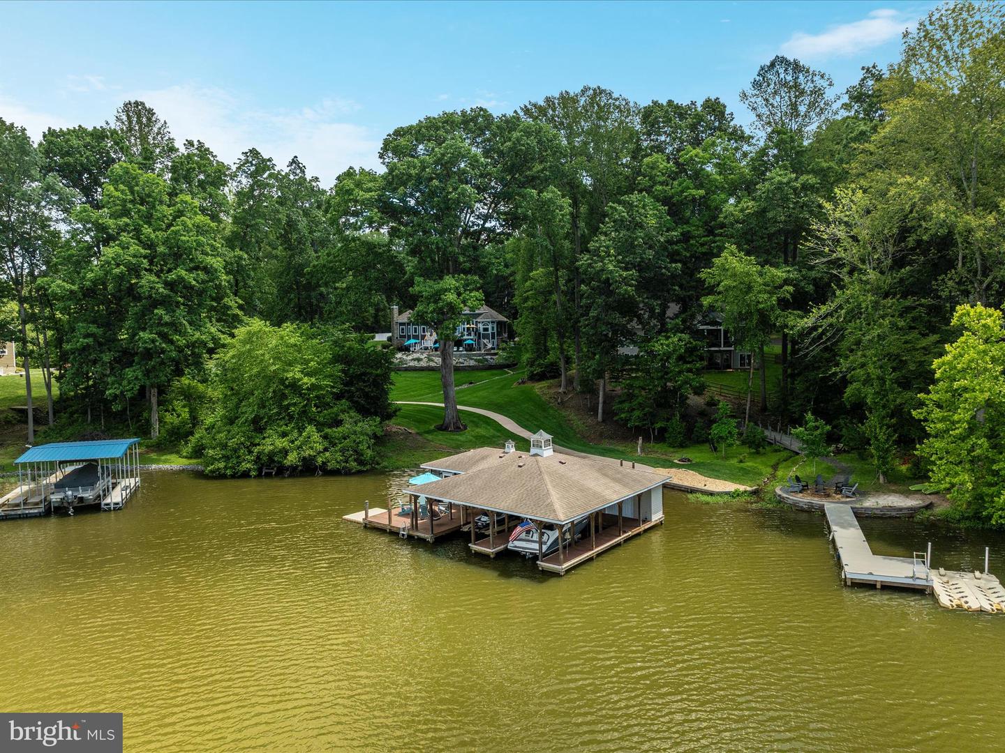 6723 Water View Ln