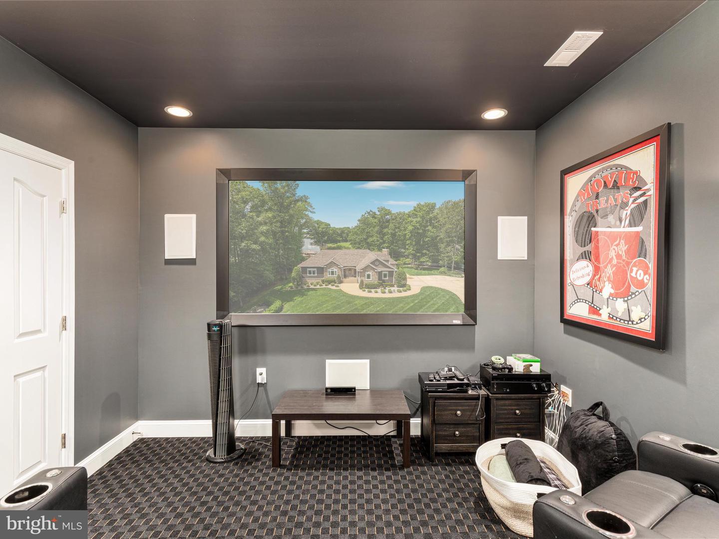 6723 Water View Ln