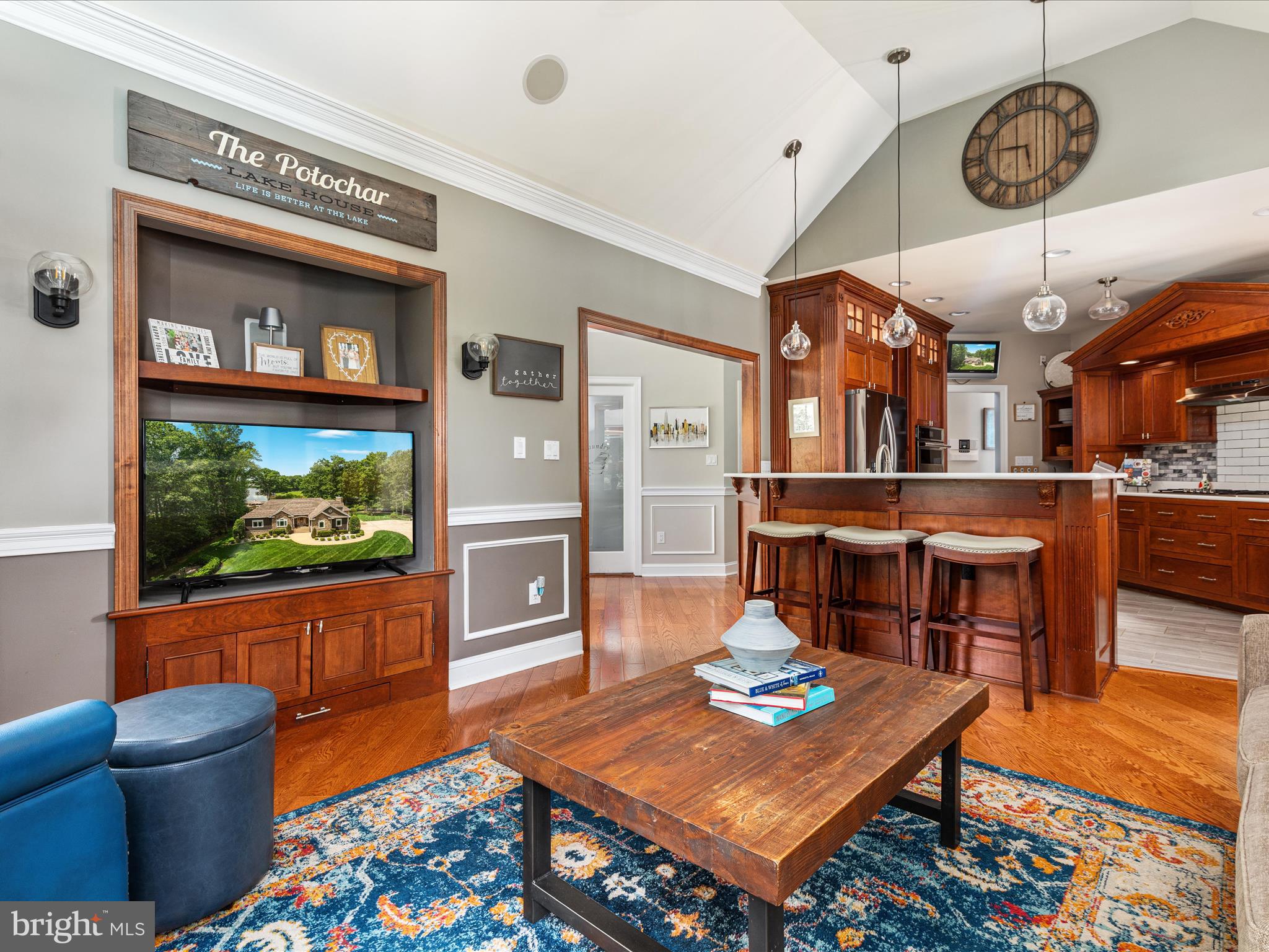6723 Water View Ln