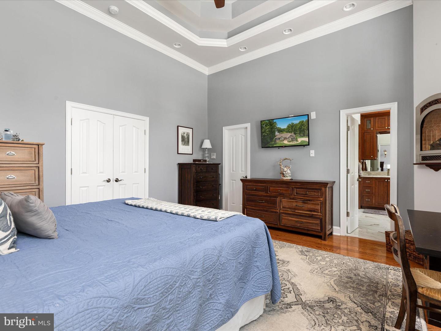 6723 Water View Ln