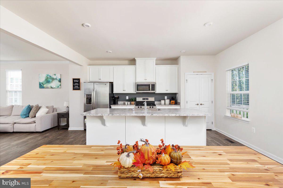 524 Landing Dr