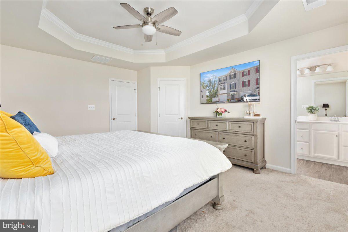 524 Landing Dr
