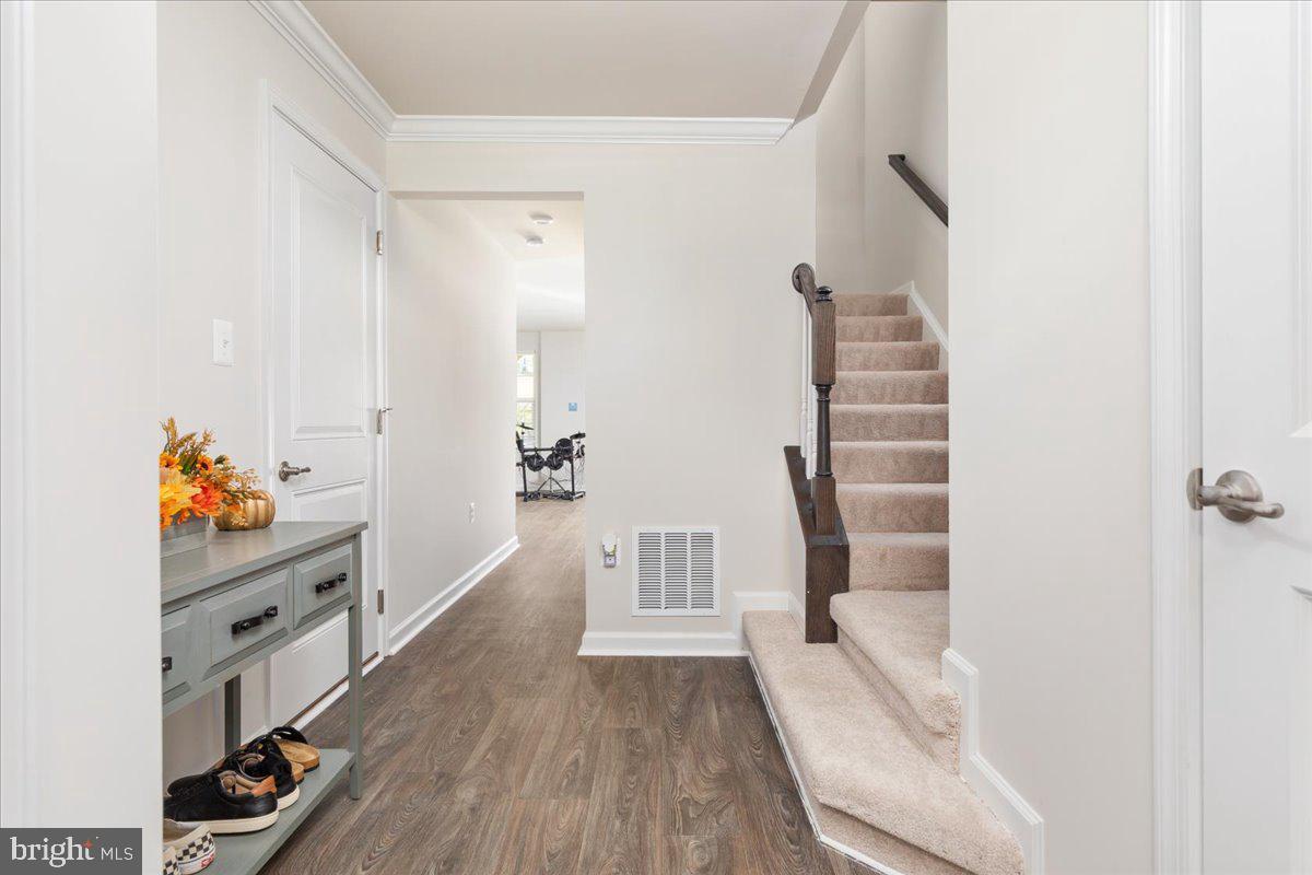524 Landing Dr