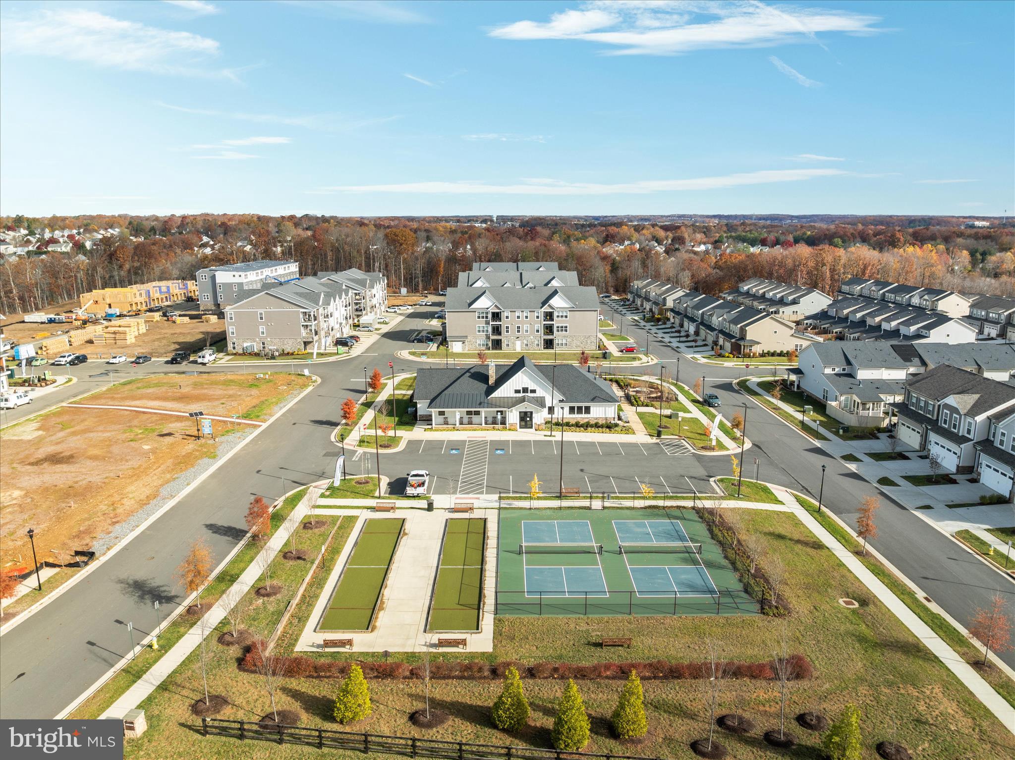 19 ARTEMISIA WAY 301