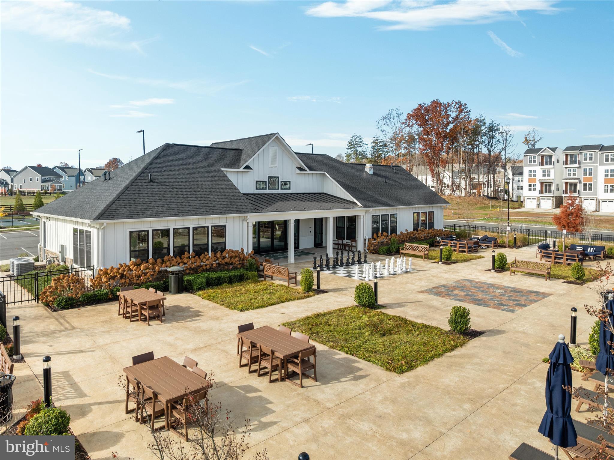 19 ARTEMISIA WAY 301