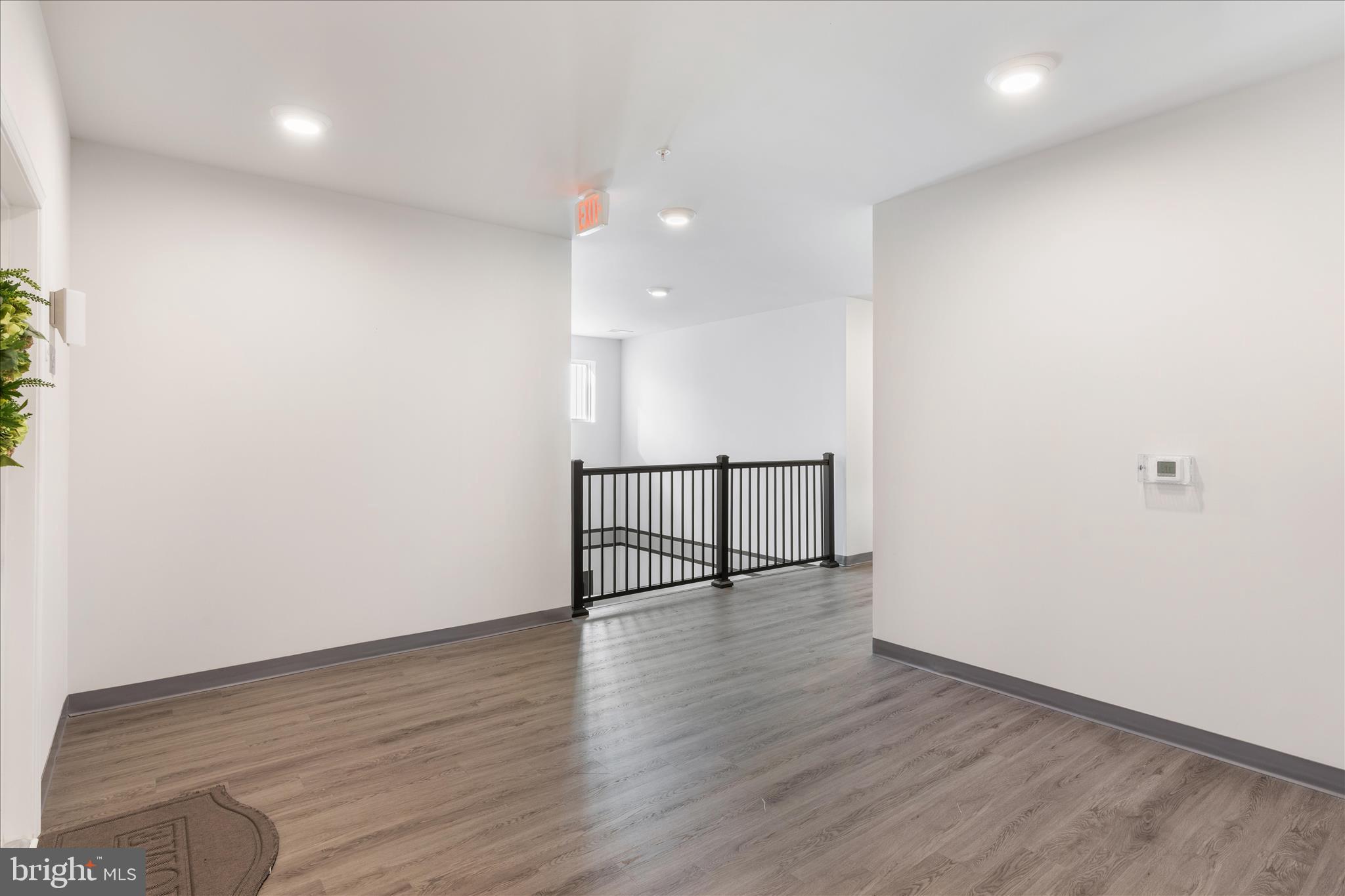 19 ARTEMISIA WAY 301