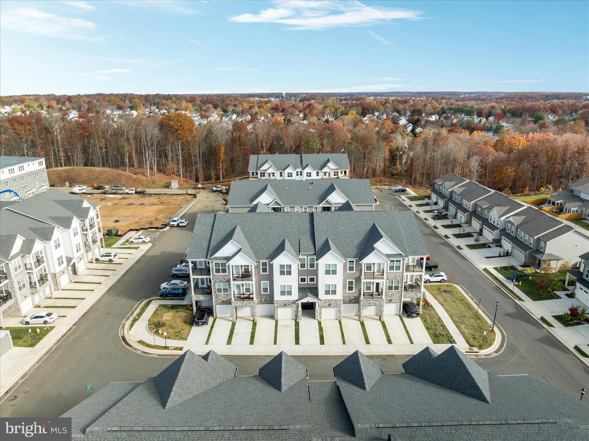 19 ARTEMISIA WAY 301