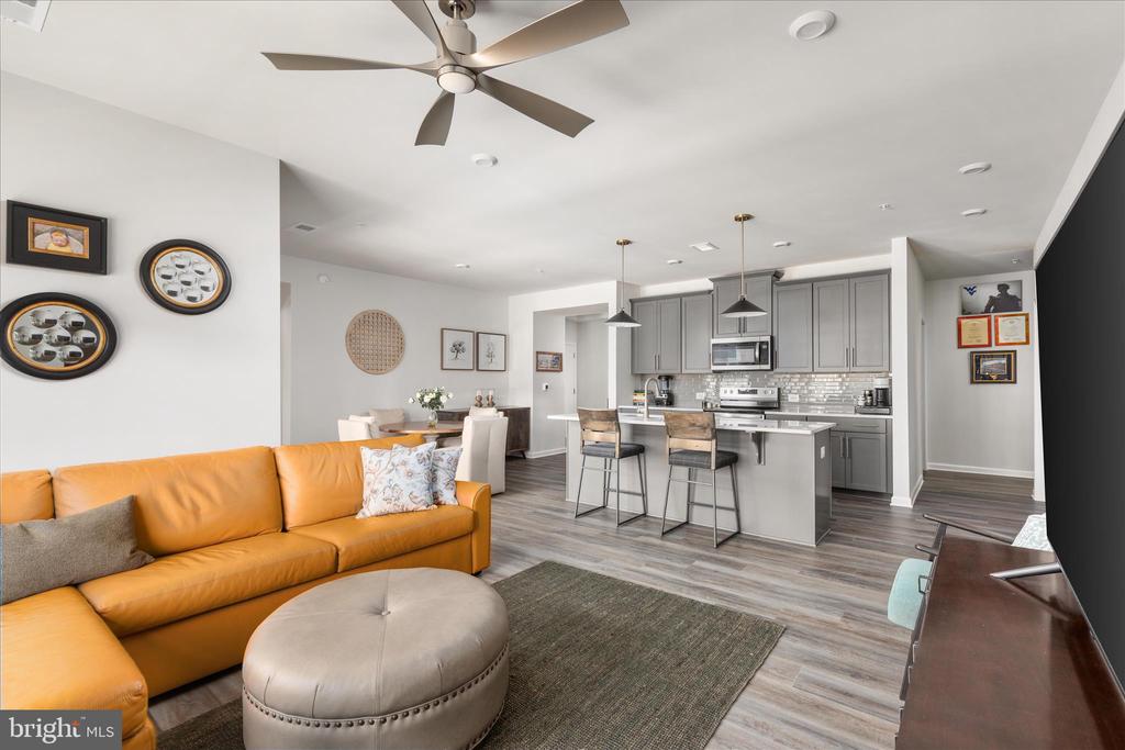 30 HYSSOP WAY 207