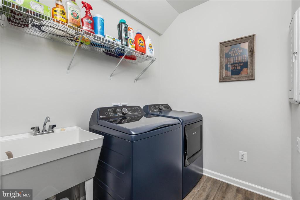 30 HYSSOP WAY 207