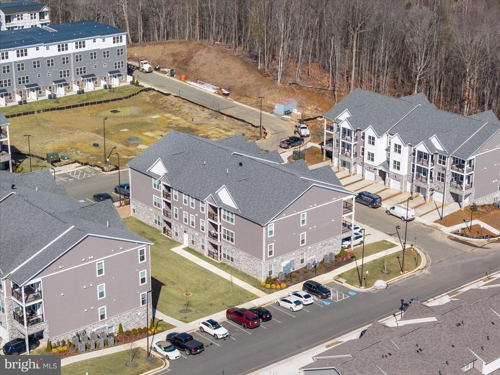 30 HYSSOP WAY 207