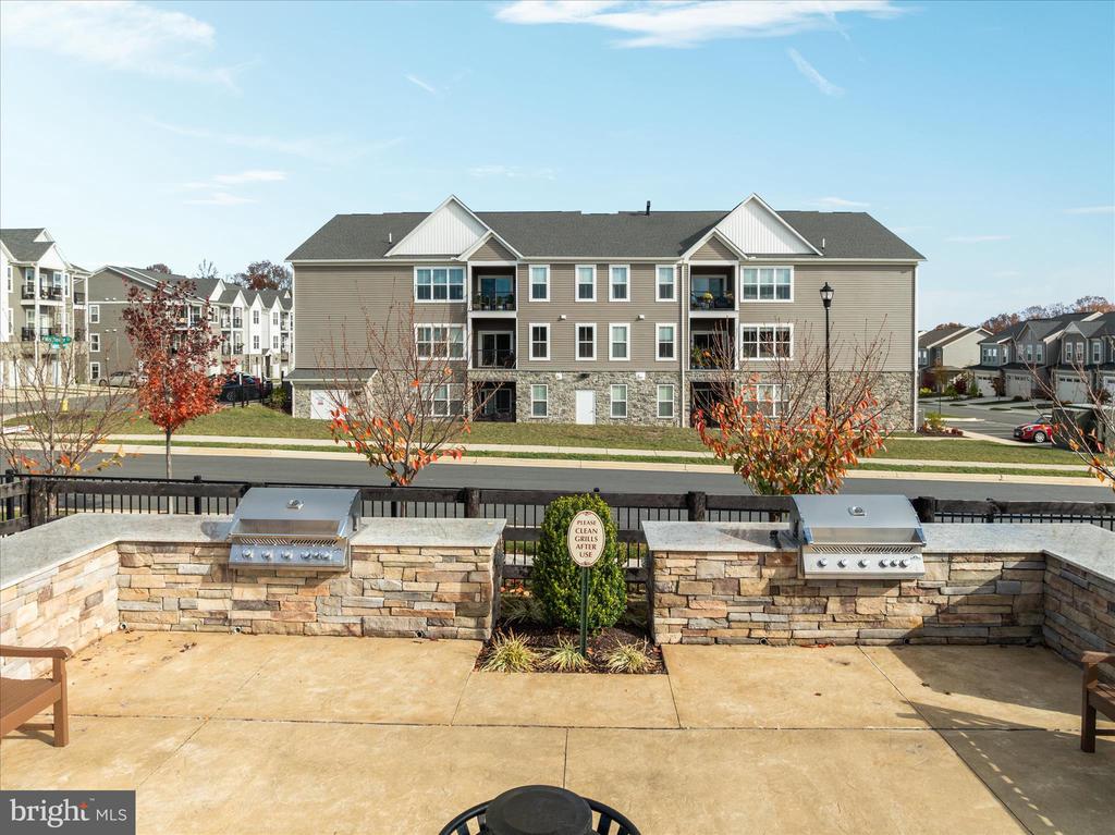 30 HYSSOP WAY 207
