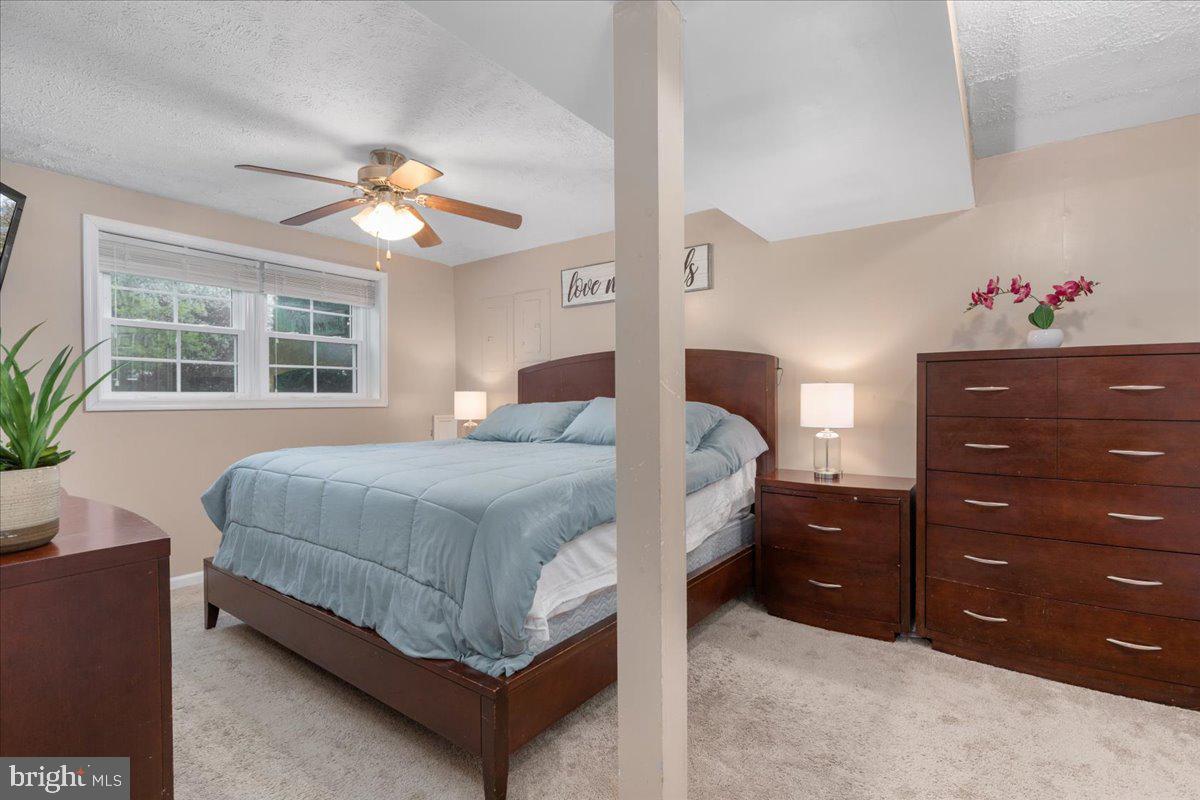 1507 Mallard Pl