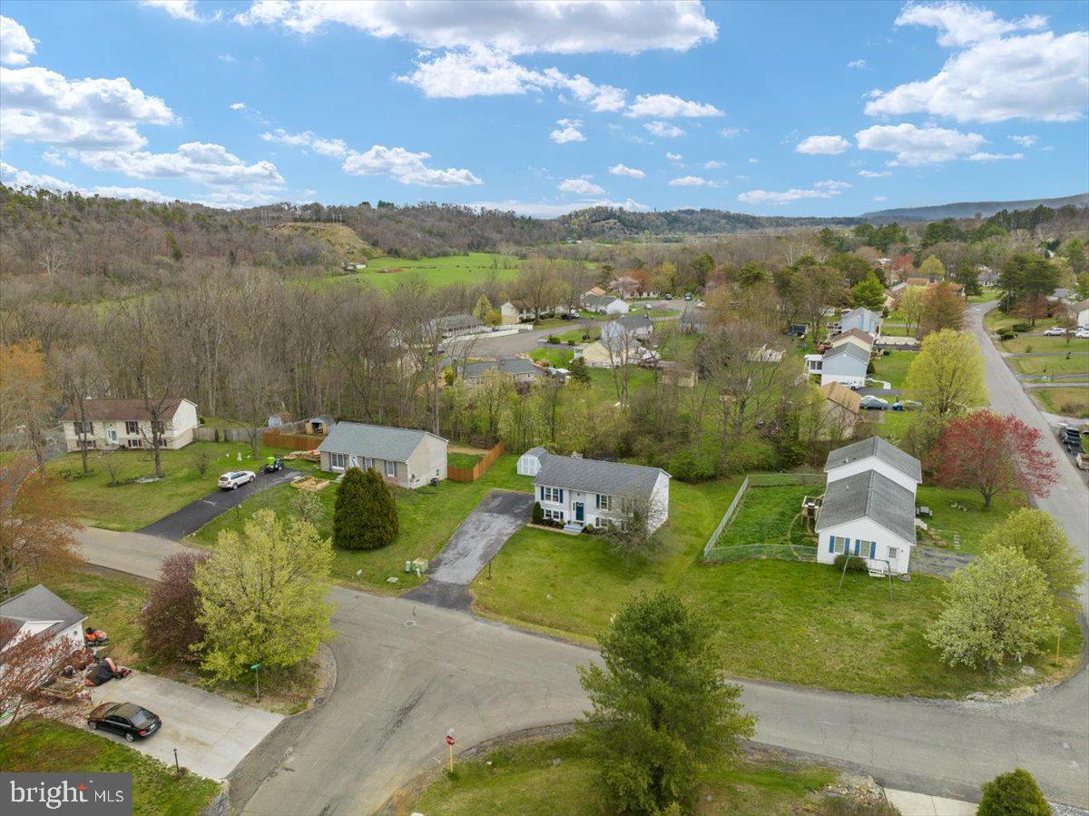 1507 Mallard Pl