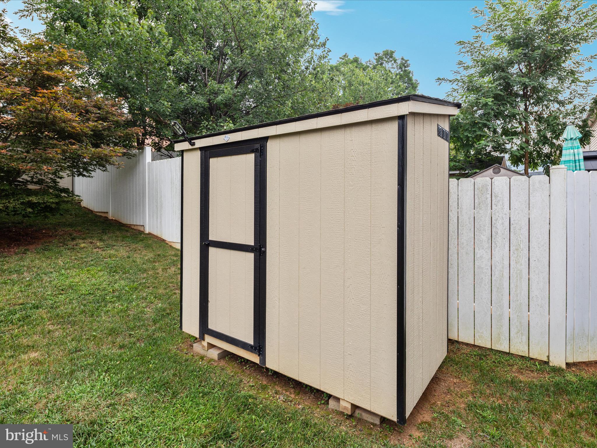 138 KERFOOT AVENUE