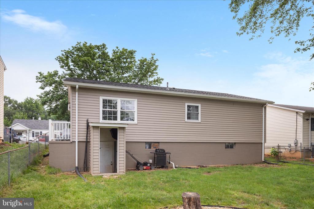 706 W 14TH STREET