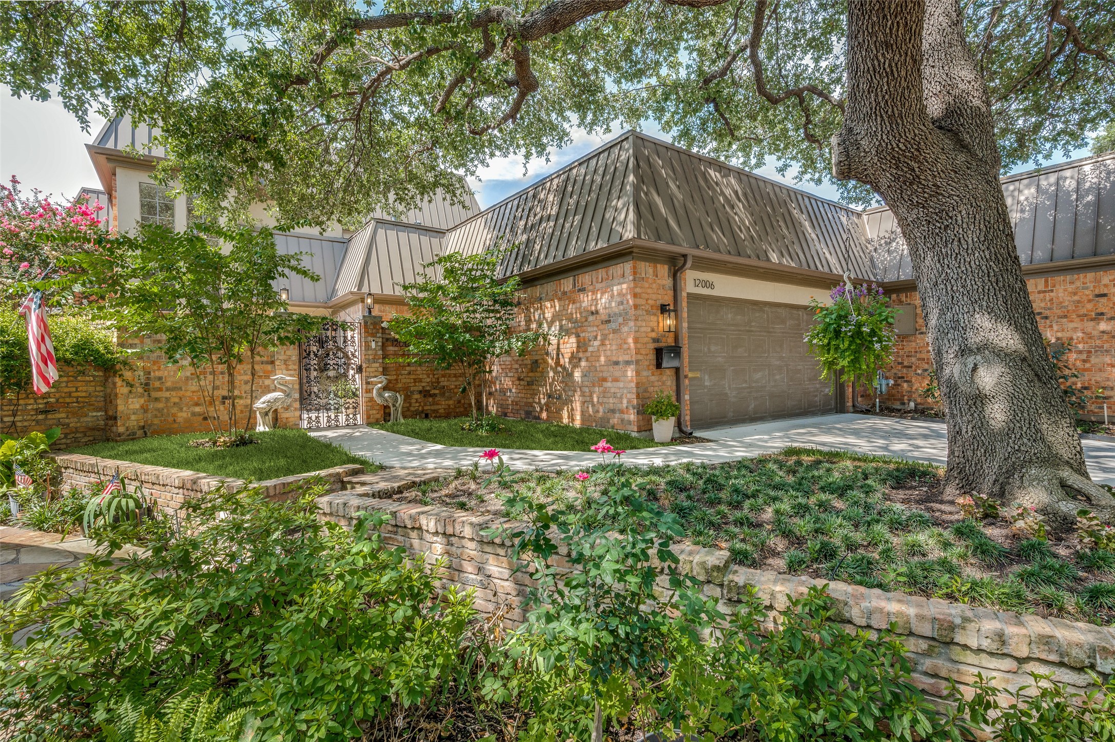12006 Tavel Circle