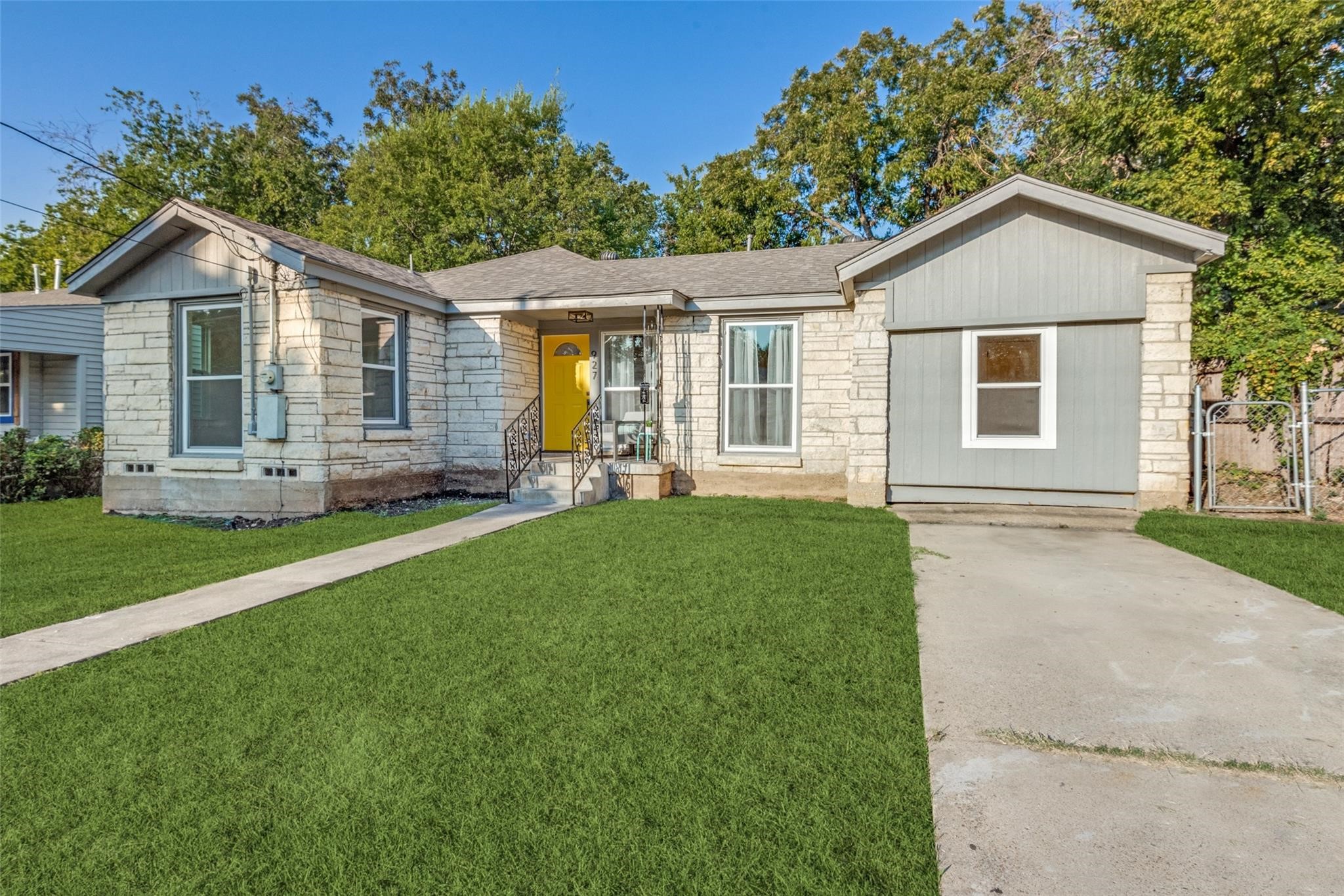 927 S Franklin Street