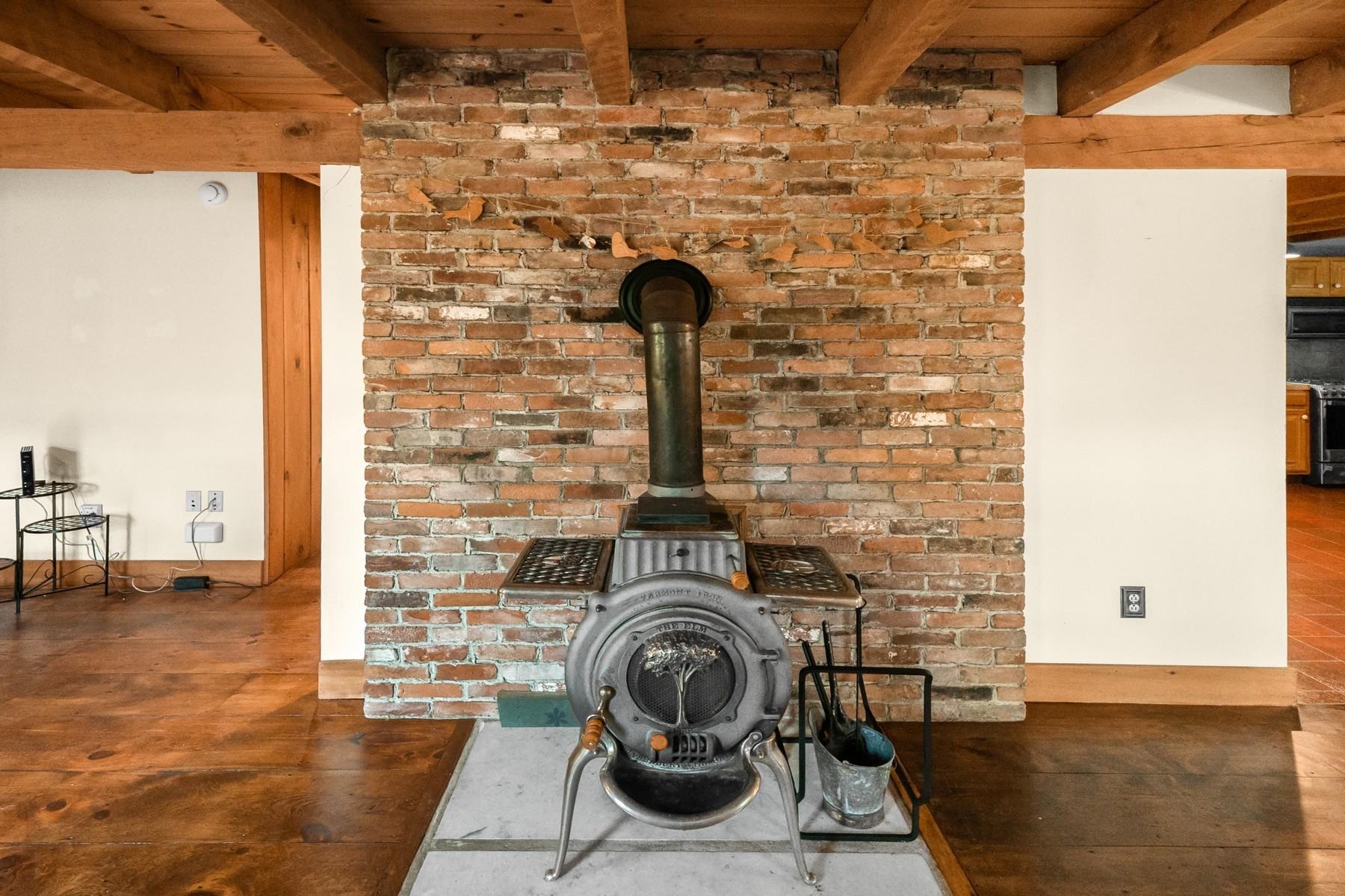 795 Saw Mill Hill Road