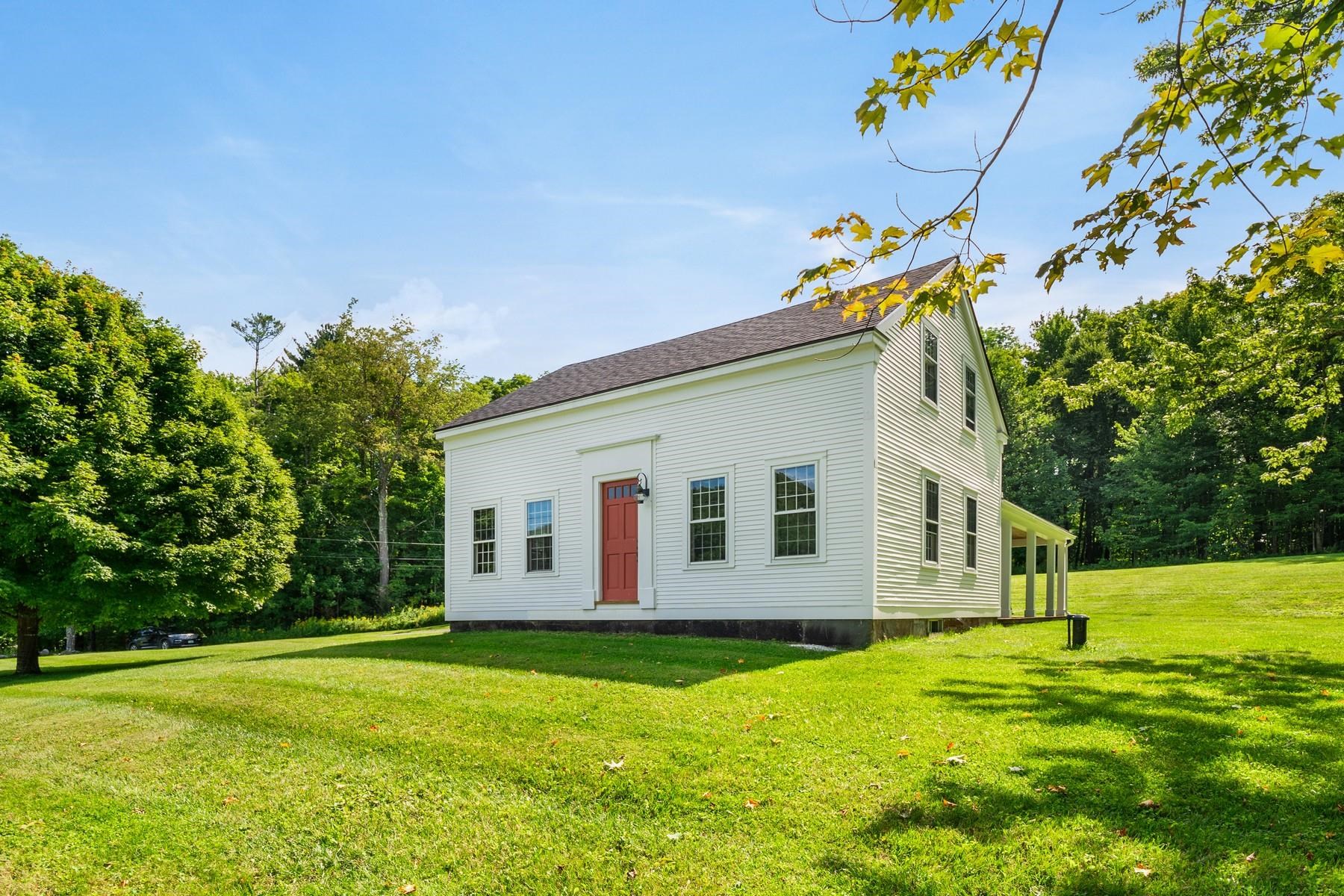 28 Middle Road