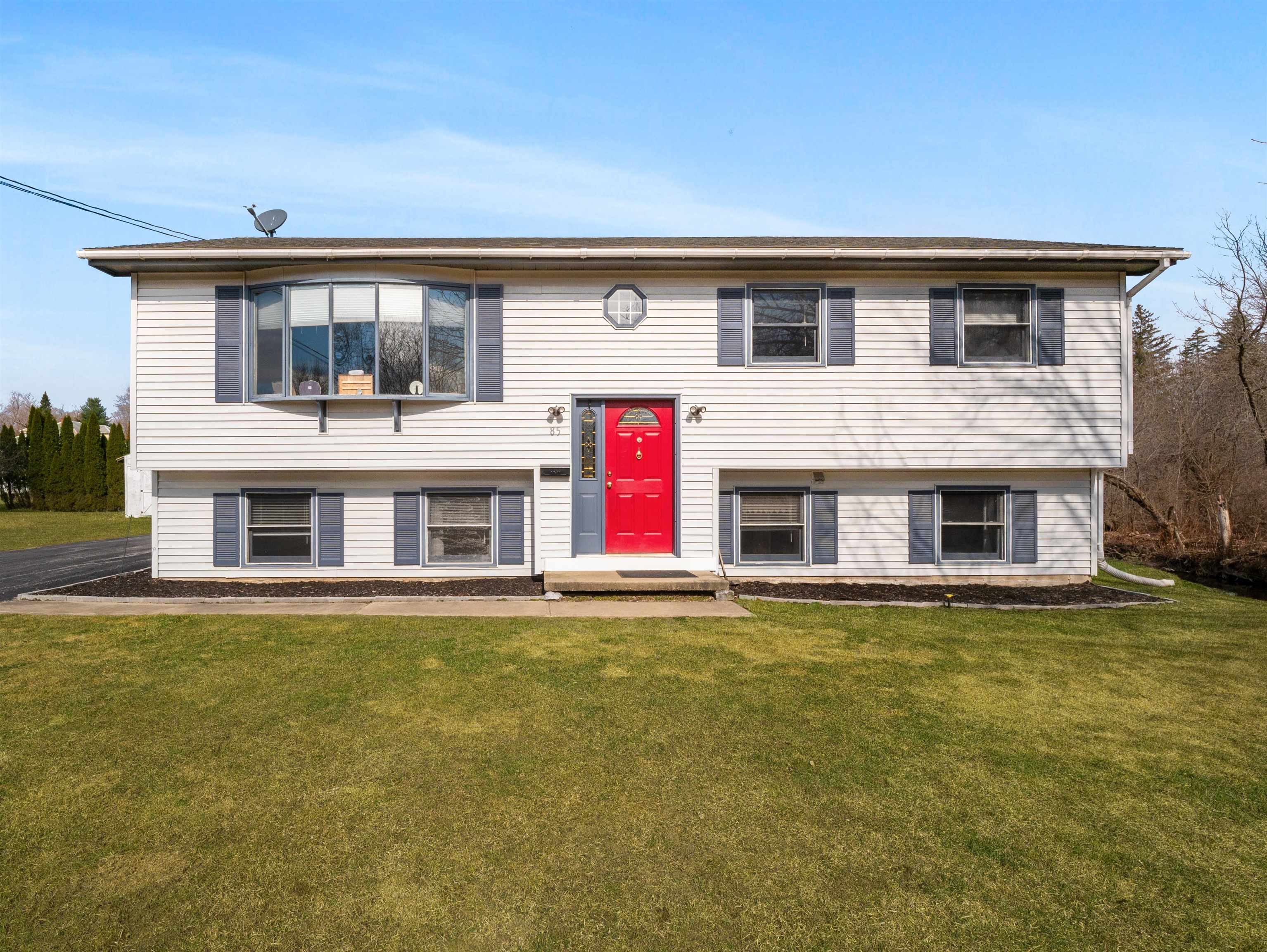 85 Engrem Avenue