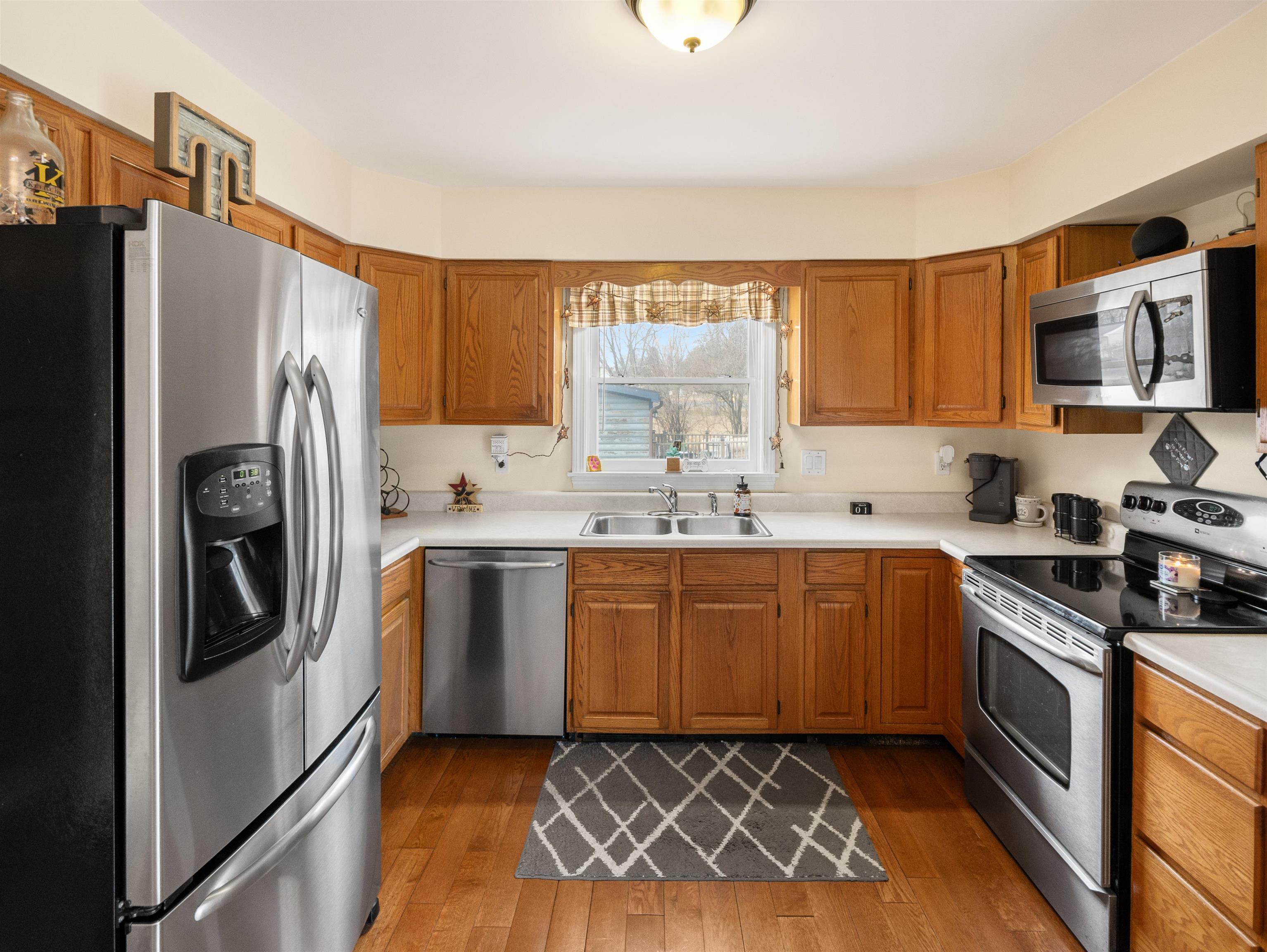 85 Engrem Avenue