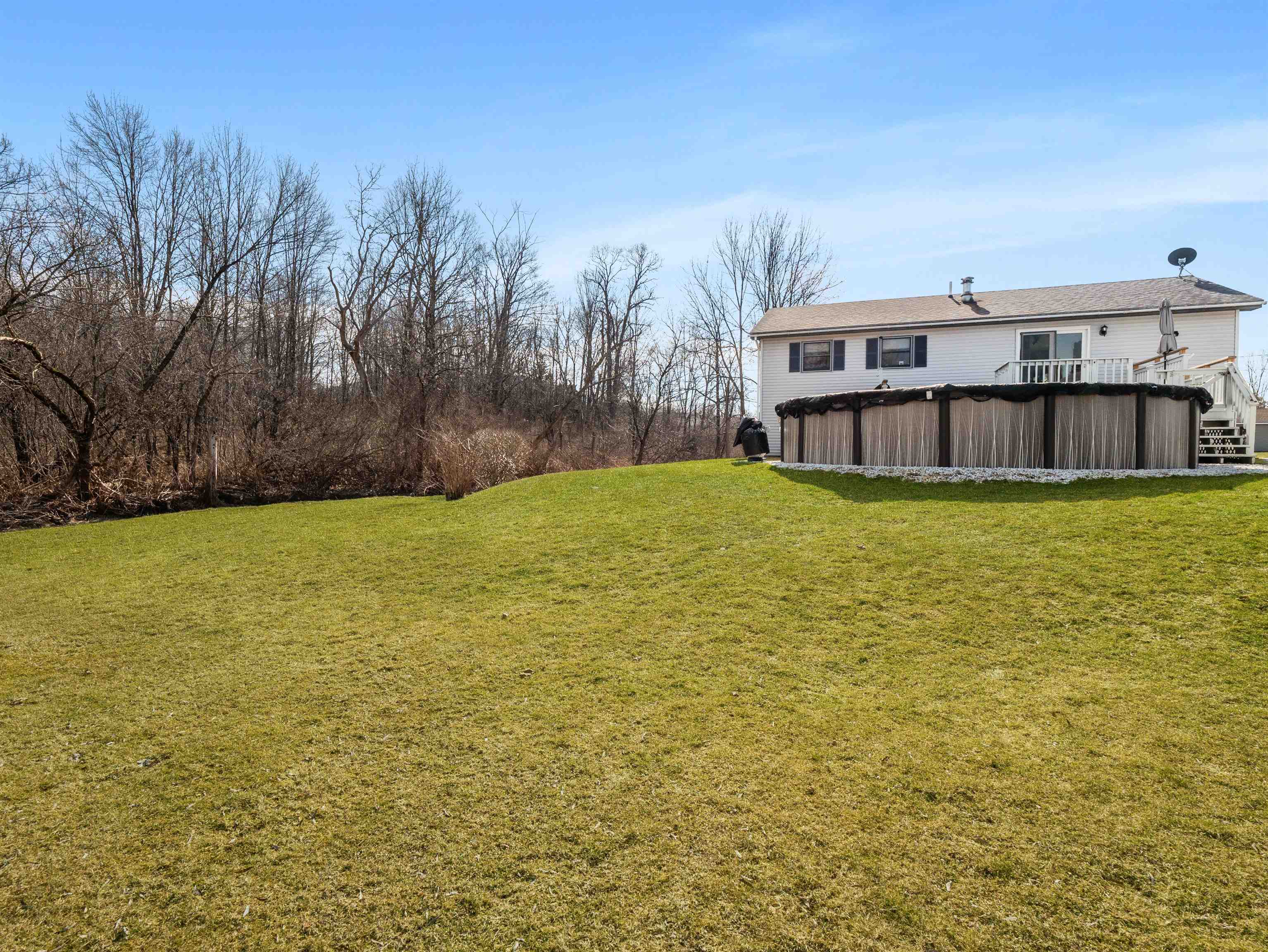 85 Engrem Avenue