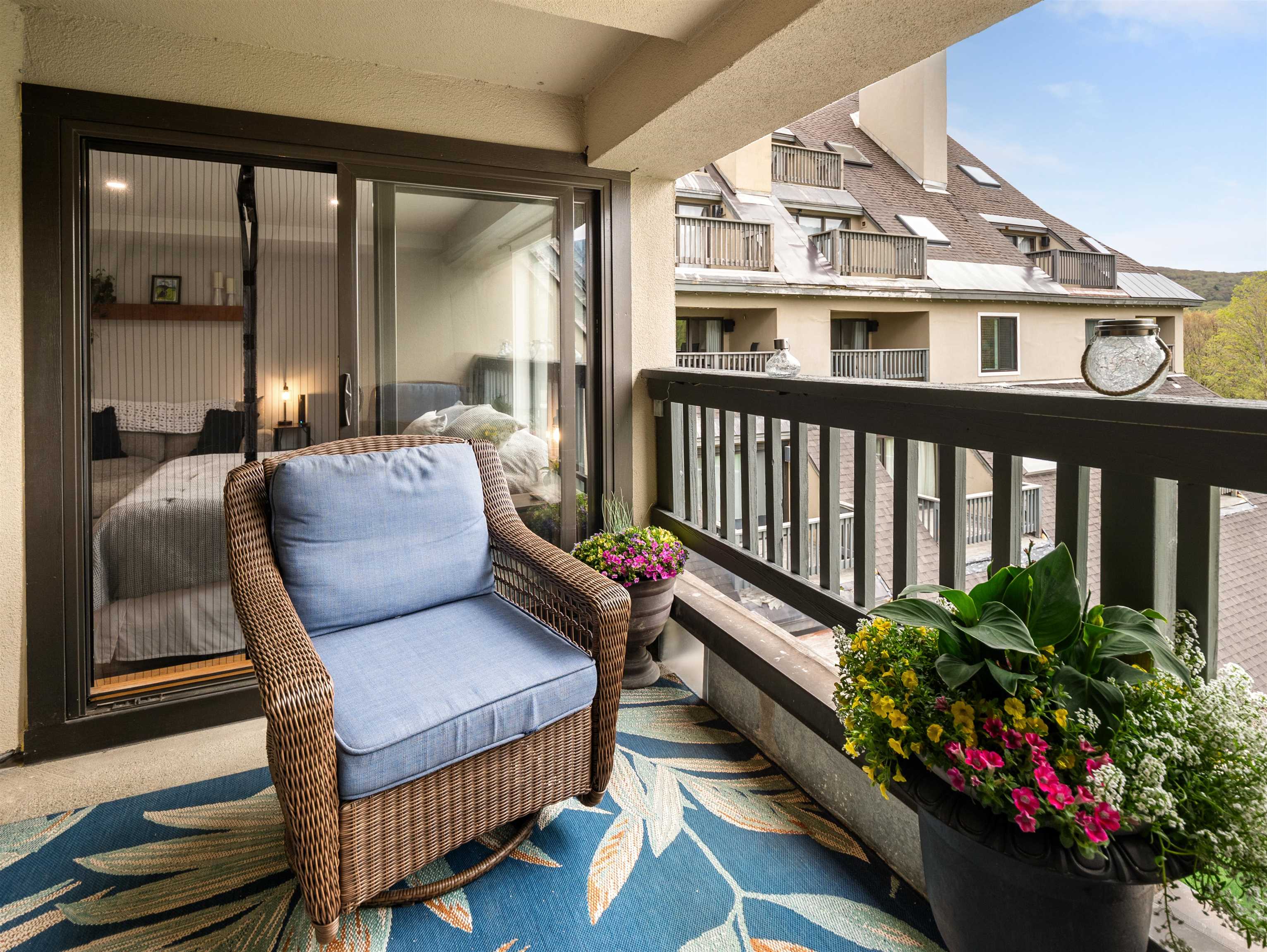 133 East Mountain Road Unit: 3E13