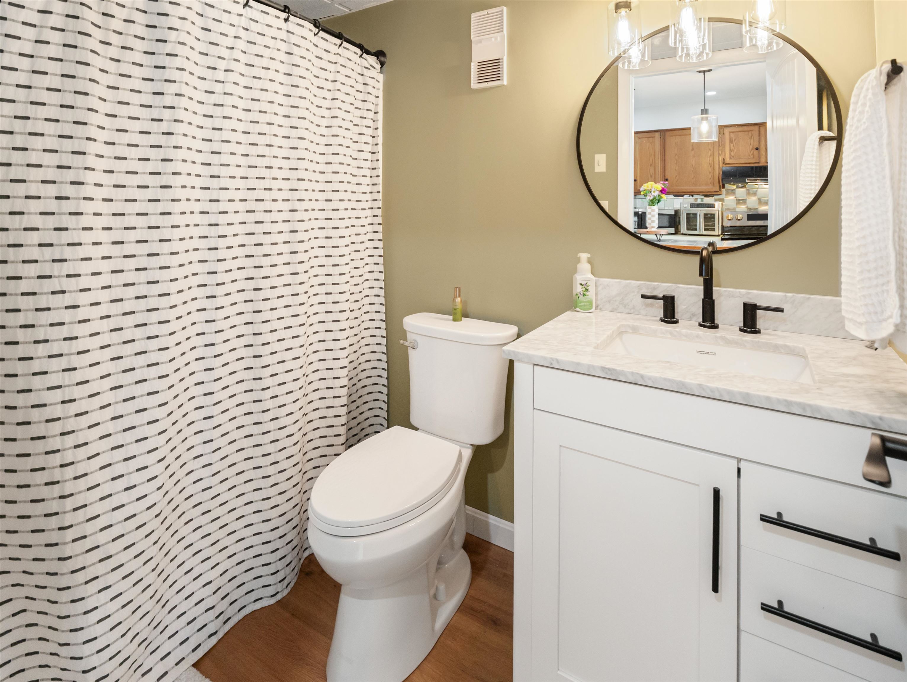 133 East Mountain Road Unit: 3E13