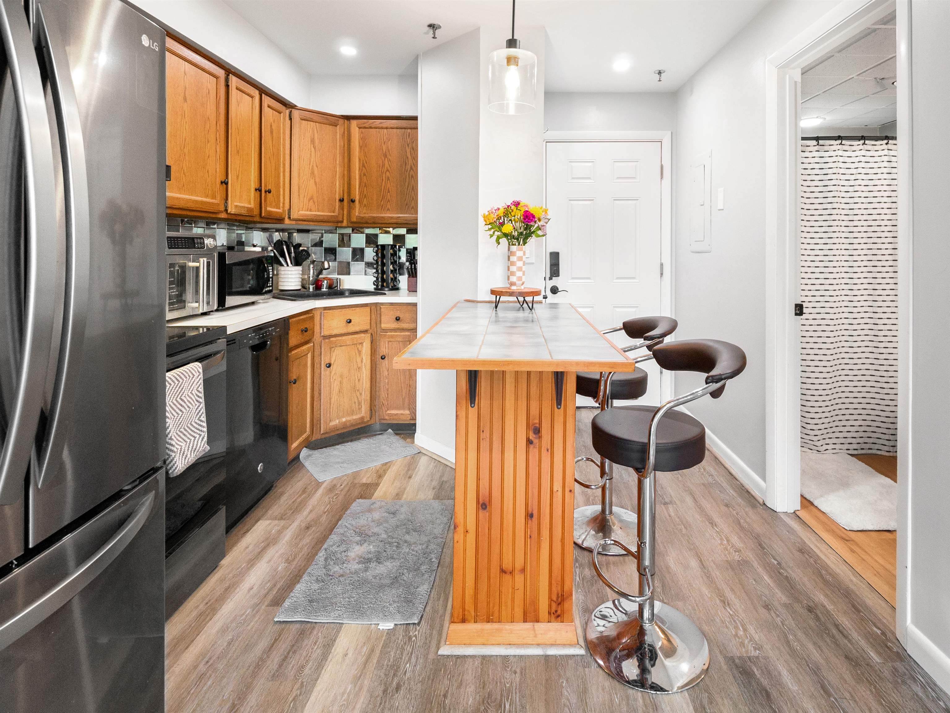 133 East Mountain Road Unit: 3E13