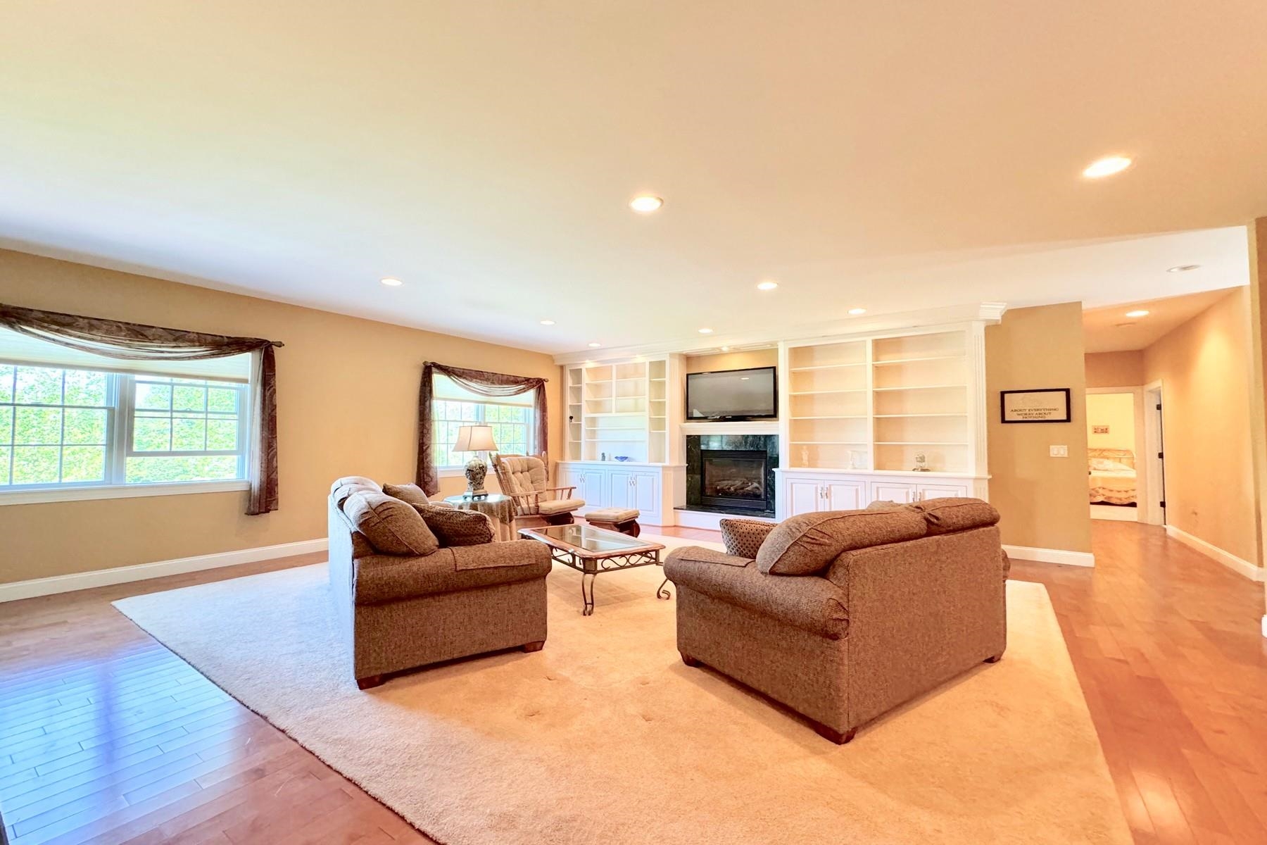 603 Carmel Place