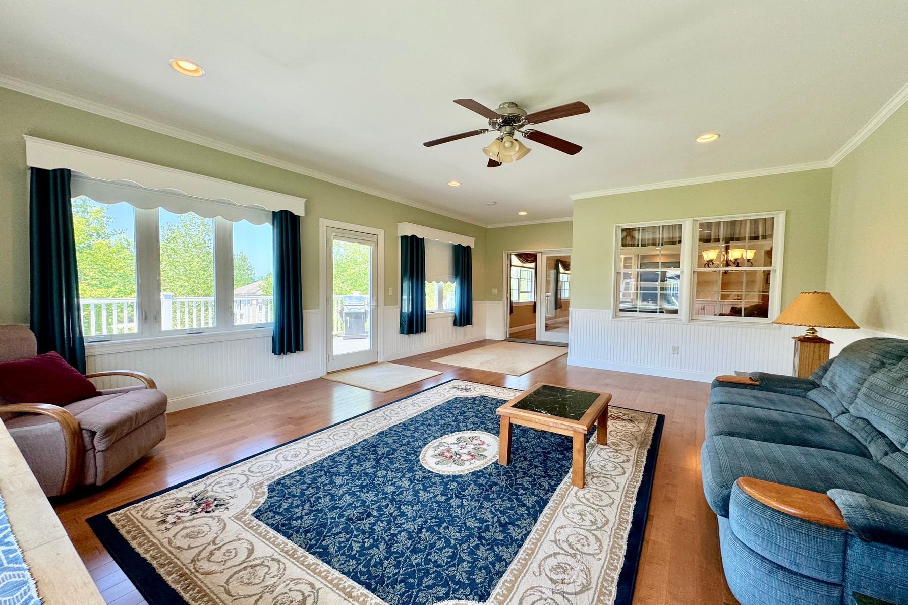 603 Carmel Place