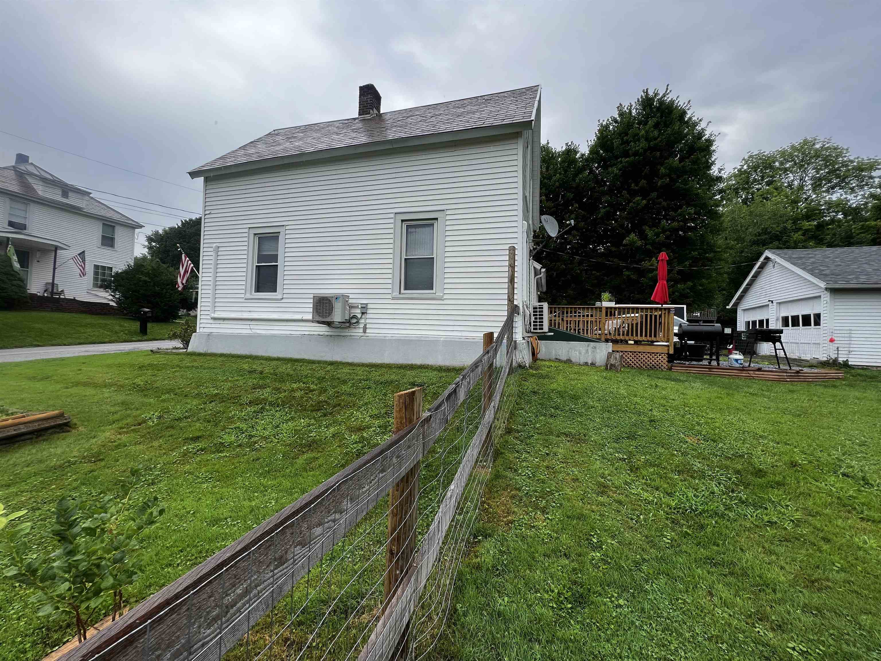 86 Meacham Street