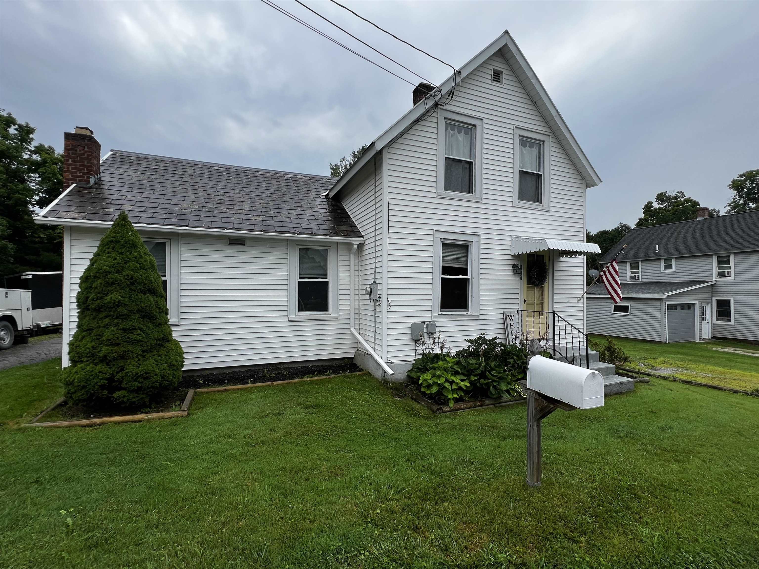 86 Meacham Street