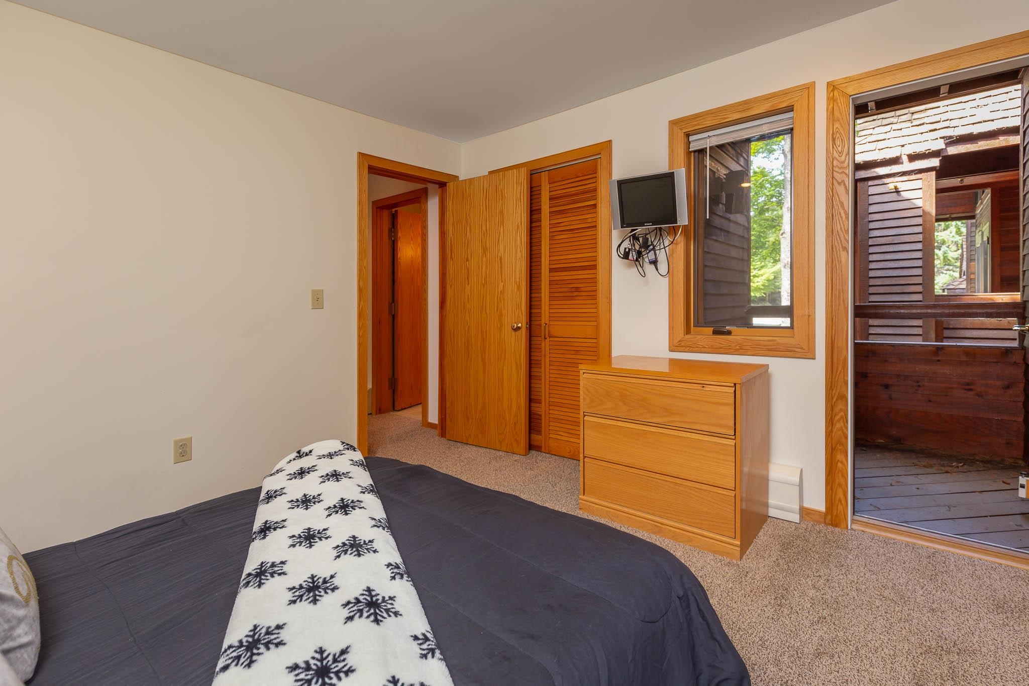180 Highridge Road Unit: J2